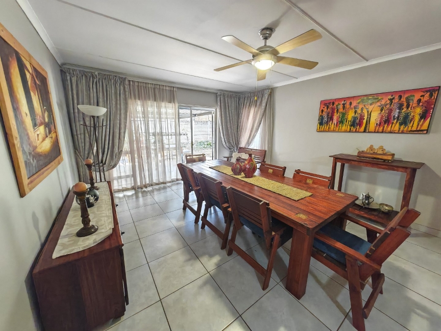 5 Bedroom Property for Sale in Heuwelsig Free State